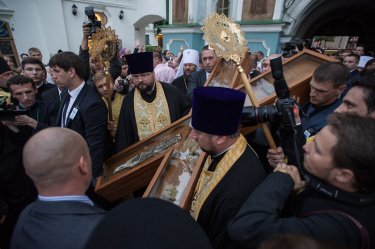 Фото 20 — Кирилл снял крест: в Печерскую Лавру привезен крест Андрея Первозванного (ФОТО)