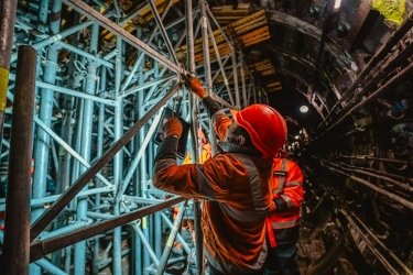 Фото 9 — Озвучены новые сроки завершения работ на "синей" ветке киевского метро (ФОТО)