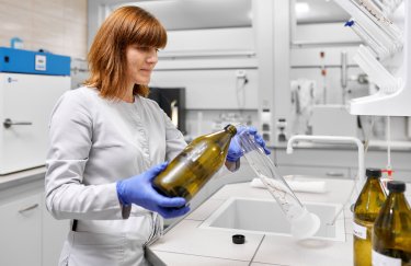 Фото 3 — Как собственная лаборатория и многоуровневая система проверки контролируют качество топлива в сети АЗК UPG