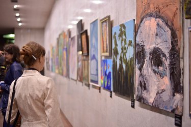 Фото 19 — Стартовая цена лотов благотворительного аукциона будет в два раза меньше эстимейта картин (ФОТО)