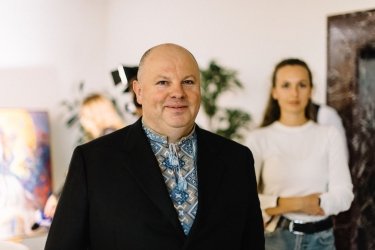 Фото 2 — Офис MХП как центр культурной жизни. Зачем в компании начали устраивать художественные выставки