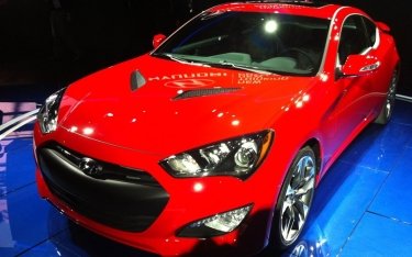 Фото 6 — Hyundai представила Genesis Coupe и Veloster Turbo в Детройте