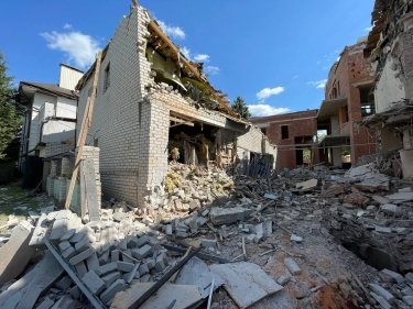 Фото 3 — Окупанти пошкодили об'єкти "Укренерго" на Сумщині і Харківщині, а сам Харків обстріляли КАБами: як пройшла доба у регіонах