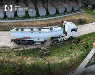 Фото 6 — Продавали сурогат через АЗС: у трьох областях викрили схему з пальним на 50 млн грн