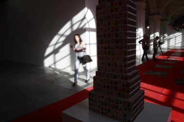 Фото 5 — Мировая арт-сотня захватила 30 тыс. квадратных метров Мистецького Арсенала на Аrsenale-2012