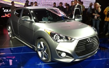 Фото 21 — Hyundai представила Genesis Coupe и Veloster Turbo в Детройте