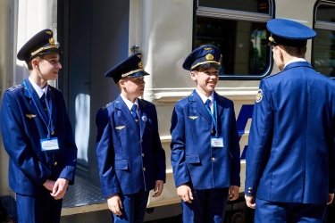 Фото 3 — В Киеве возобновила работу детская железная дорога