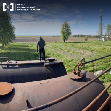 Фото 6 — Во Львовской области нашли подпольный нефтеперерабатывающий завод (ФОТО)
