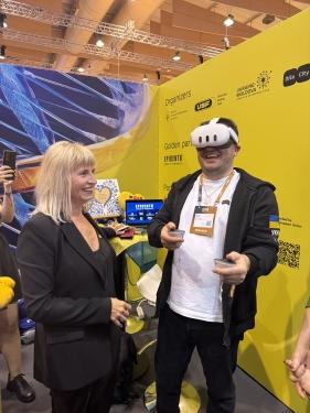 Фото 2 — Епіцентр презентував перший український ритейл-метавсесвіт на Web Summit 2024