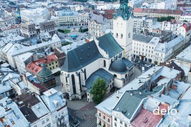 Фото 4 — "Горіховий дім": відкрити бізнес, щоб не просити грошей на соціальні ініціативи