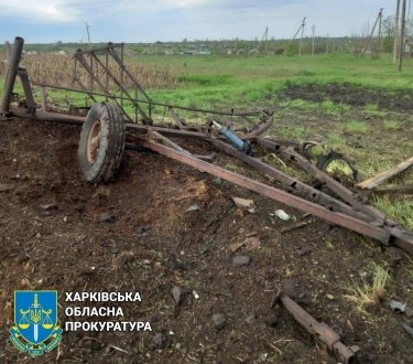 Фото 4 — Российские войска обстреляли детсад в Волчанске (ФОТО)