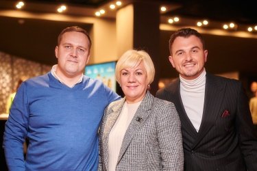 Фото 2 — Кинопрокат всё ещё приносит намного больше денег, чем платформы — Иван Букреев, НЛО TV