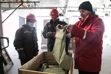 Фото 2 — Ставка на доставку: як «Нова пошта» допомагає Україні залишатися на зв’язку