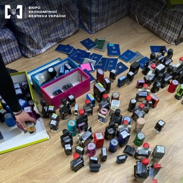 Фото 3 — У депутата Одесского горсовета в ходе обыска нашли бизнес в Крыму