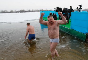 Фото 22 — Итоги дня: Власть отказалась лезть в "прорубь Ющенко"