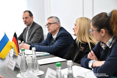 Фото 2 — Немцы хотят построить в Украине завод по производству деталей для авто