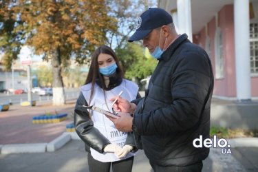 Фото 3 — Местные выборы: обнародованы результаты первых экзитполов (ОБНОВЛЯЕТСЯ)