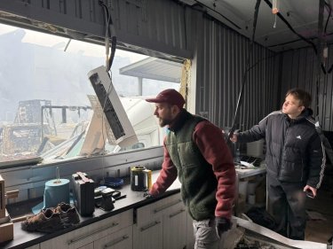 Фото 4 — У Києві армія РФ зруйнувала потужності кавового бренду Idealist Coffee: компанію заснував голова "Нафтогазу" (ФОТО)