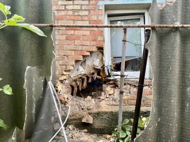 Фото 2 — Оккупанты обстреляли два района Днепропетровской области: повредили сеть электроснабжения