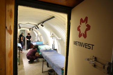 Фото 7 — "Метінвест" створив шпиталь-укриття за 20 млн: чи збирається компанія заробляти на підземному будівництві