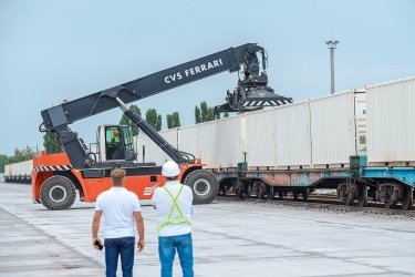 Фото 2 — Сухой порт в Винницкой области принял первые грузы (ФОТО)