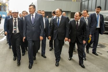 Фото 5 — В Днепропетровске открыли новый электрометаллургический завод