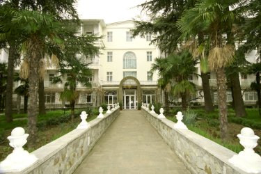 Фото 3 — У Коломойского в Крыму отобрали три пансионата и гостиницу