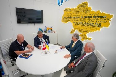 Фото 5 — "Укроборонпром" підписав  угоди про співпрацю з компаніями США, Польщі та Канади
