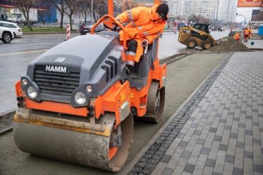 Фото 7 — В Киеве ремонтируют Харьковское шоссе с учетом безбарьерности и современных стандартов (ФОТО)