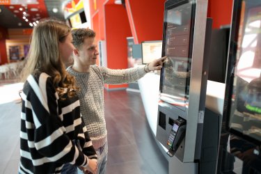 Фото 3 — Сінема Сіті першими з кінотеатрів України запускають каси самообслуговування Self Service в усій мережі