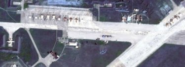 Фото 4 — У мережі з'явилися супутникові знімки російської авіабази "Саки" після вибухів