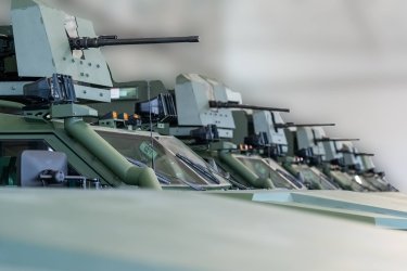 Фото 4 — "Українська бронетехніка" передала Нацгвардії першу партію машин "Новатор-2" з РЕБ