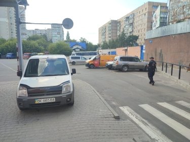 Фото 4 — В шести областных центрах сообщили о минировании вокзалов и рынка (ОБНОВЛЕНО)