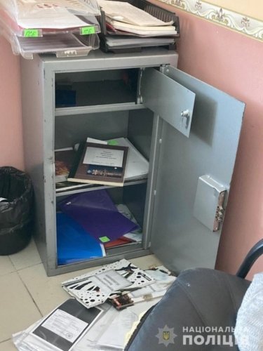 Фото 5 — Полиция Днепра задержала разбойников, напавших на офис ради хищения документов (ВИДЕО)