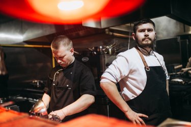 Фото 9 — Создаю атмосферу "завода мяса" с входом через "мясную лавку" — ресторатор Савва Либкин