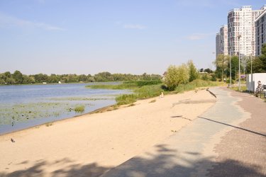 Фото 6 — Верховный суд окончательно отказал в скандальной застройке на берегу Днепра на столичной Никольской слободке