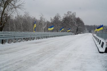 Фото 4 — В Житомирской области восстановили мост, который был разрушен из-за российской агрессии (ФОТО)