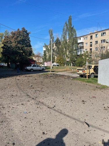 Фото 5 — Оккупанты нанесли удар по Курахово: повреждены пятиэтажки, есть травмированные (ФОТО)