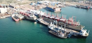 Фото 2 — Забезпечить світлом 1 млн сімей: Україна домовилась з турецькою Karpowership про плавучі електростанції