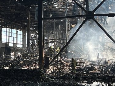 Фото 8 — Росіяни знищили склад Червоного Хреста з гуманітарною допомогою на 80 млн грн