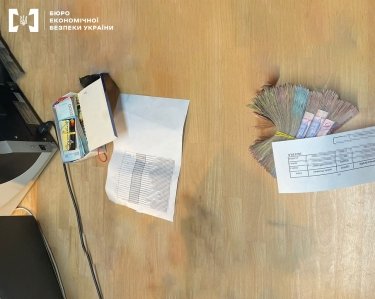 Фото 3 — Нанесли ущерб государству на 50 млн грн: в БЭБ объяснили причины обыска в !FEST