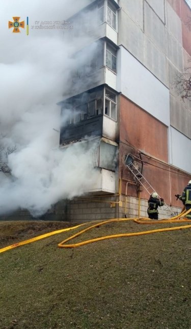Фото 15 — В селе к югу от Киева из-за обстрела погибли пять человек, разрушены дома (ФОТО)