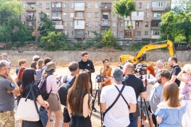 Фото 5 — У Запорізькій області розпочали будівництво підземних шкіл (ФОТО)