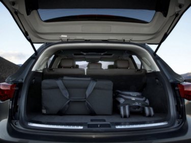Фото 15 — Infiniti FX37S: кроссовер с характером спортсмена