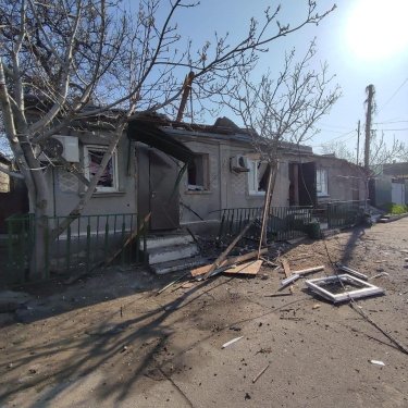 Фото 2 — Войска РФ атаковали Никополь из беспилотников: пострадали три человека