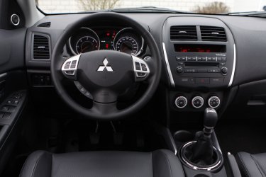 Фото 8 — Младший брат Outlander XL – Mitsubishi ASX