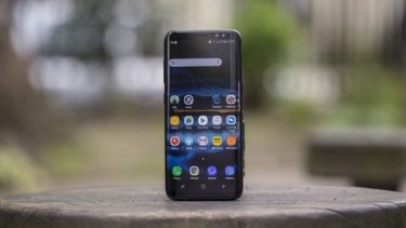 Фото 7 — 10 лучших смартфонов для альтернативы iPhoneХ