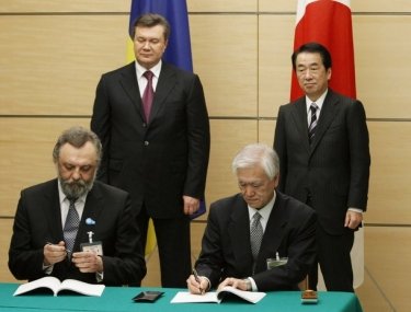 Фото 9 — Что пообещал Янукович в Японии