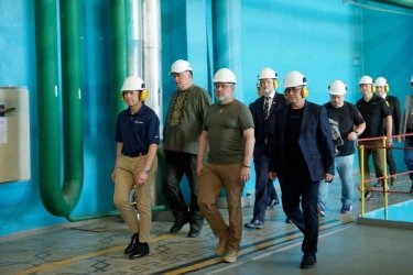 Фото 6 — "Конец монополии россиян": В реактор РАЭС загрузили первую партию ядерного топлива Westinghouse