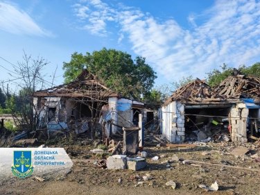 Фото 7 — Россияне нанесли ракетный удар по Доброполью: есть погибшие, полностью разрушены три дома